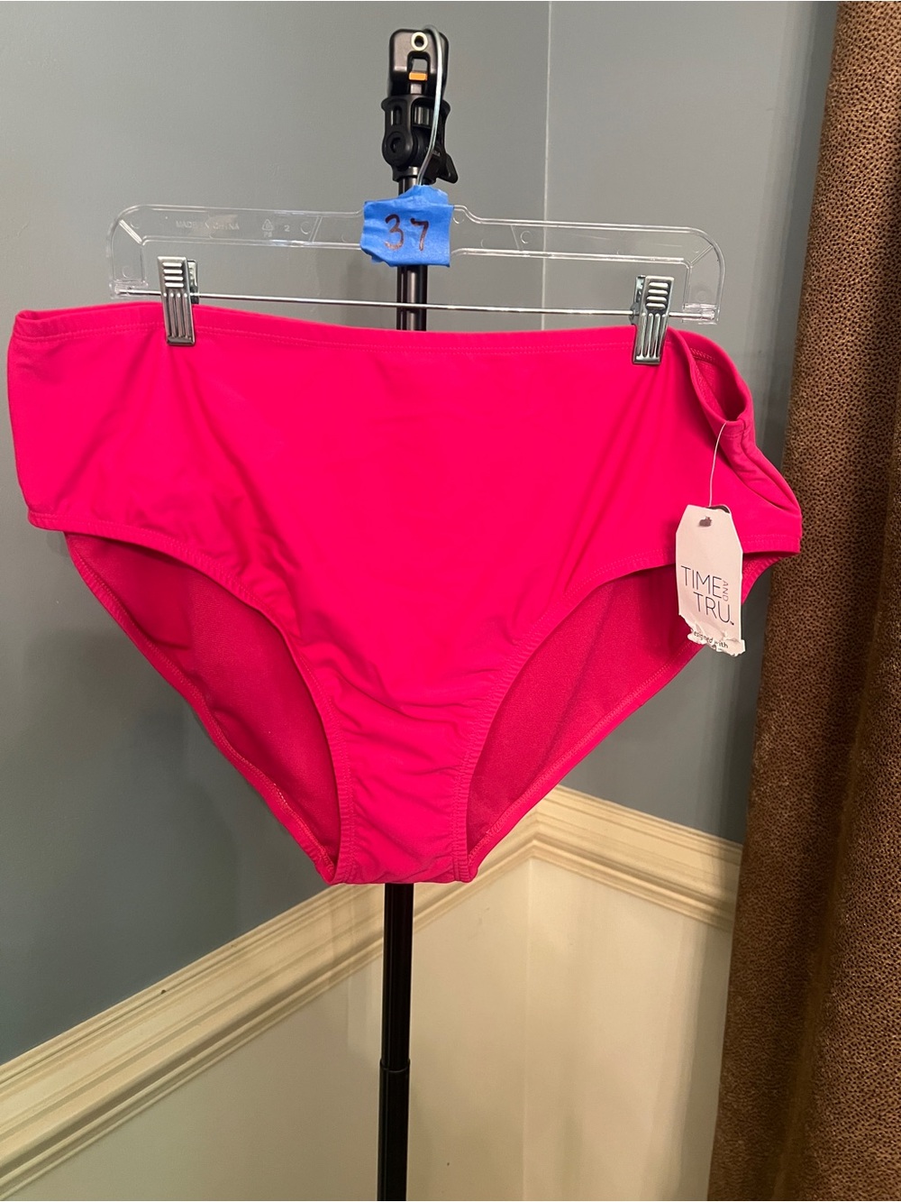 Time and Tru Hot Pink Women’s Swim Bottoms NWT